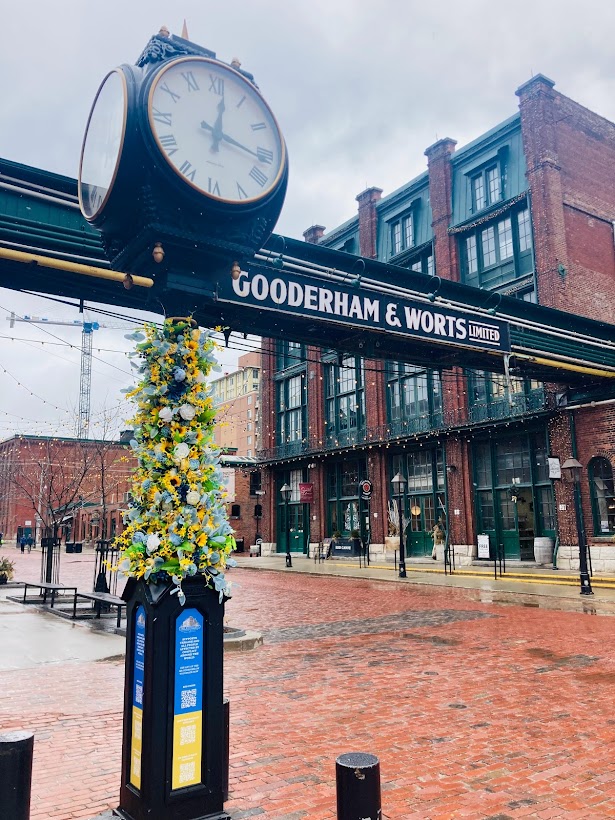 Le quartier branché « Distillery District » et son style industriel, ses artistes, boutiques et restaurants !